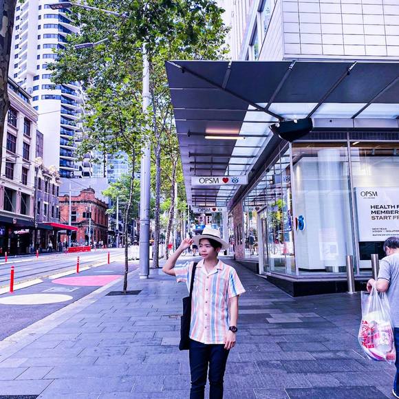 Meet your Posher, Jenjira - Picture 1 of 1